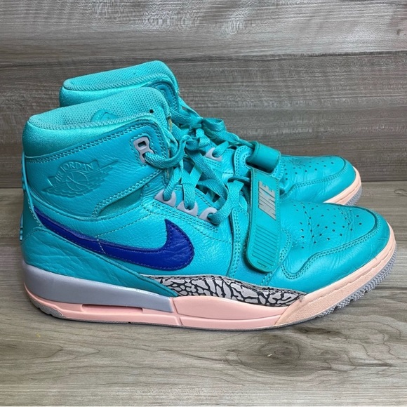 jordan legacy 312 hyper jade on feet